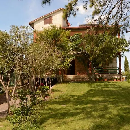 Della Umbria * モンテファルコ