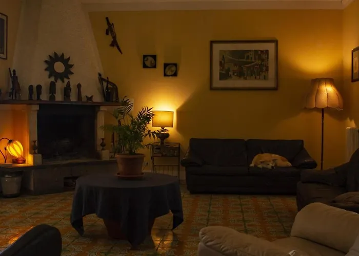 Della Umbria モンテファルコ